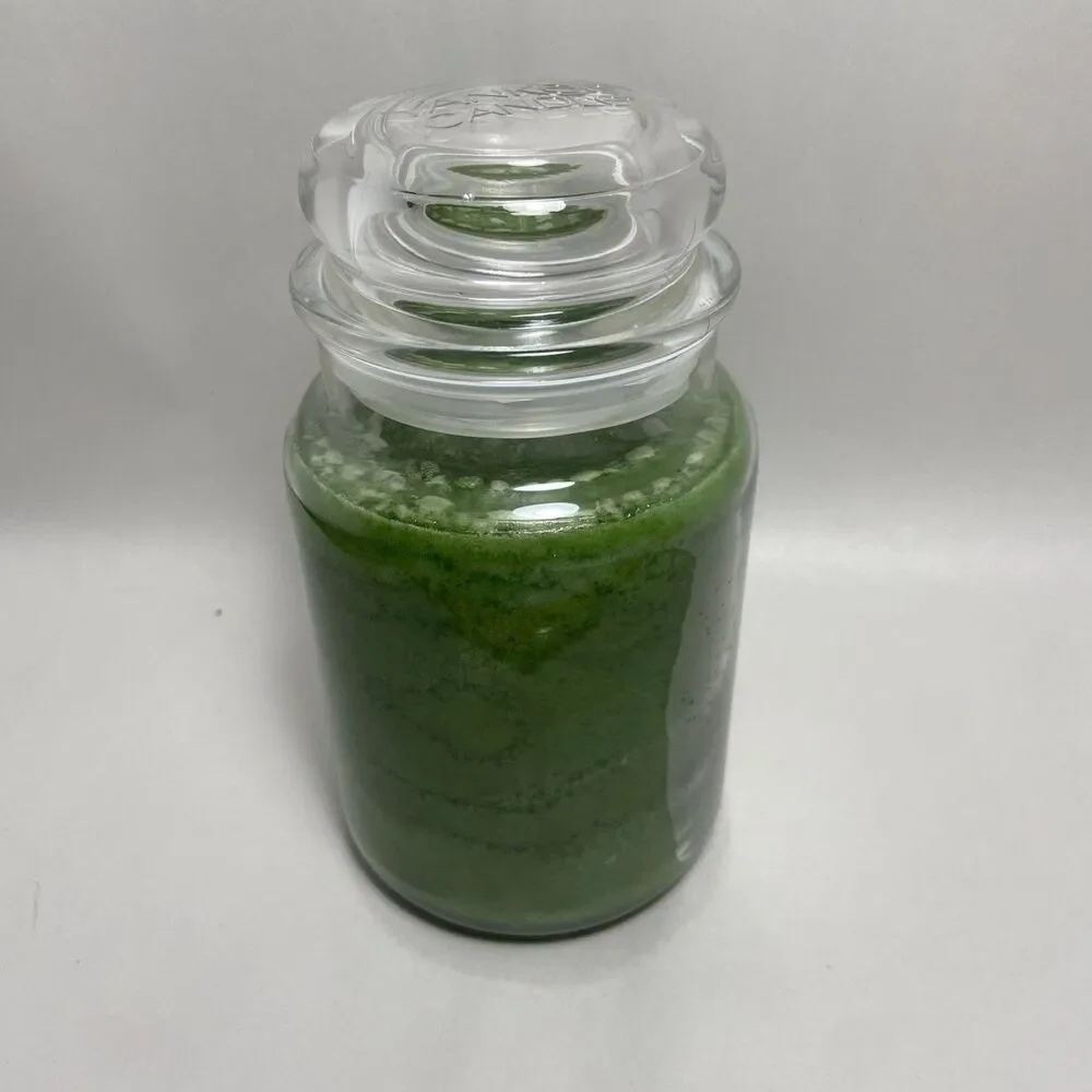 Yankee Candle Cool Christmas Mint Large  Glass Jar 22oz Holiday Green